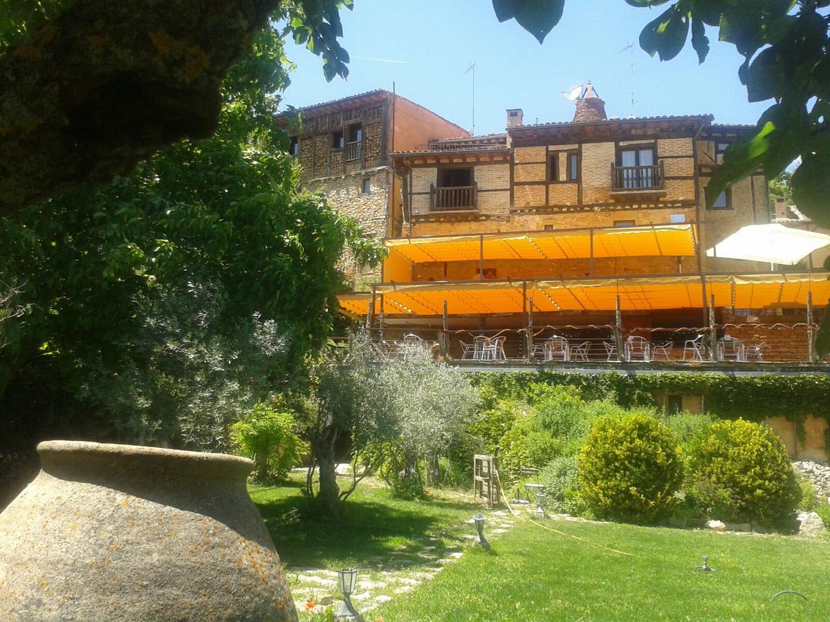 Hotel Rural Calatañazor Exteriör bild